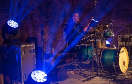 Arrhythmia - Cello Metal Band v jeskyni Výpustek